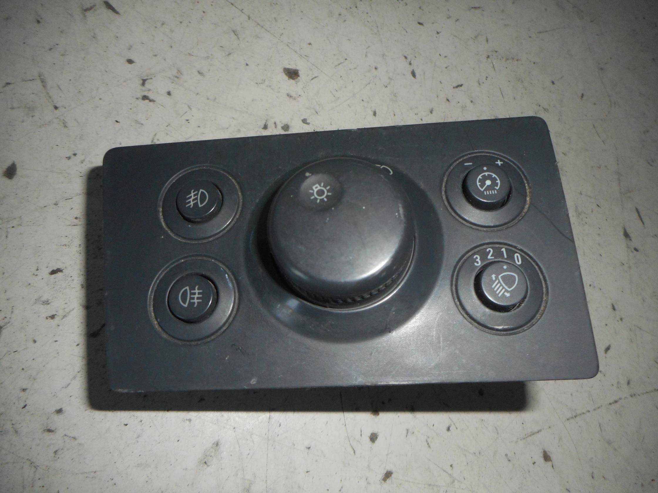 Interruttore blocco comando luci